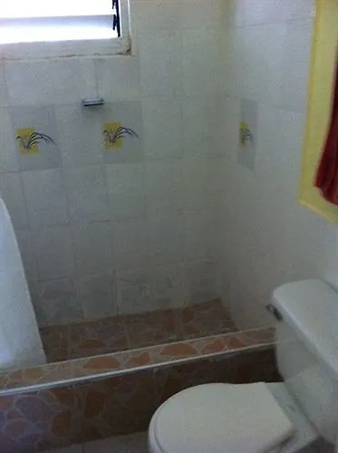 Roots Cafe Rooms Negril Jamaica